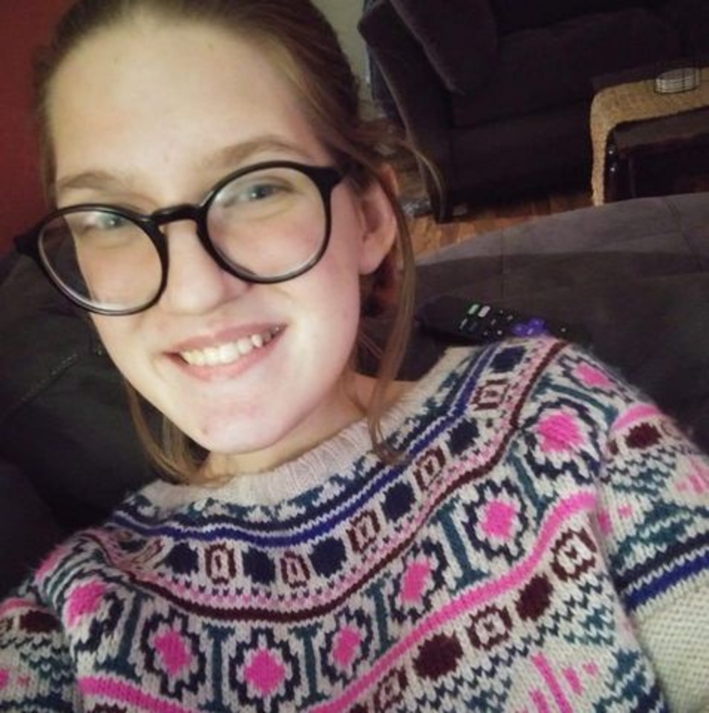 Meet your Posher, Chloe